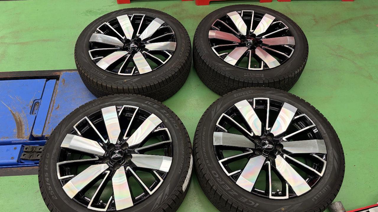 Mitsubishi Outlander PHEV Genuine + PIRELLI ICE ZERO