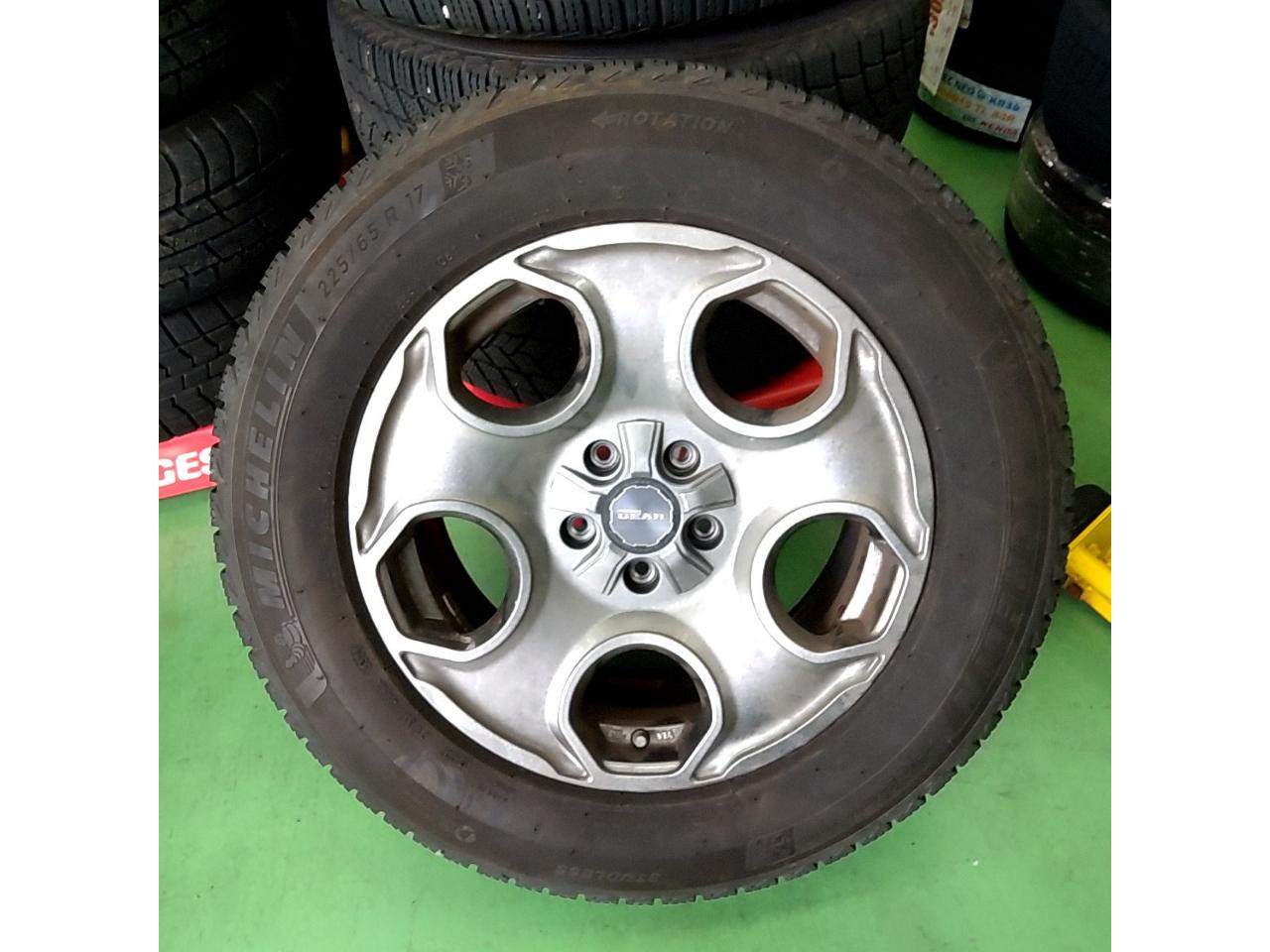 Lehrmeister PREMIX GEAR + MICHELIN X-ICE SNOW SUV