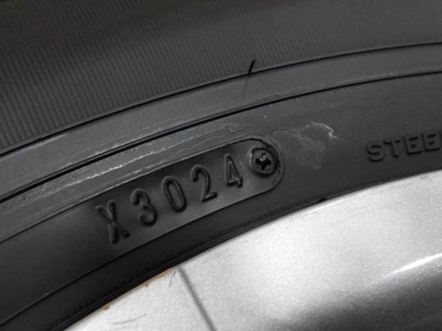 トヨタ純正 200系ハイエース純正スチールホイール + DUNLOP SP175N【ハイエース】