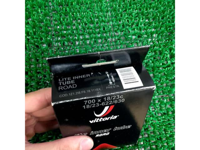 Vittoria 700×18-23C 仏式60mm タイヤチューブ1本