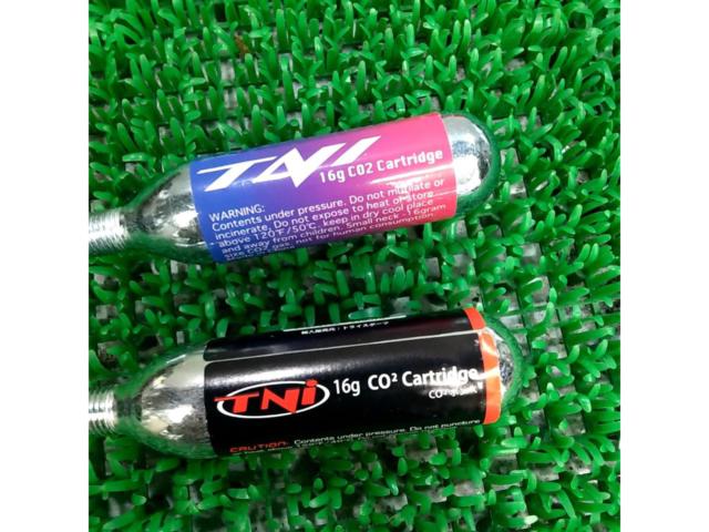 TNI CO2ボンベ2本セット