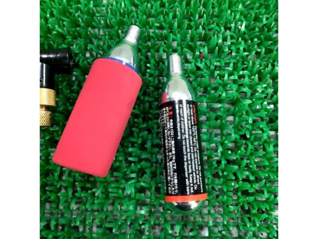 TNI CO2ボンベ2本&バルブセット