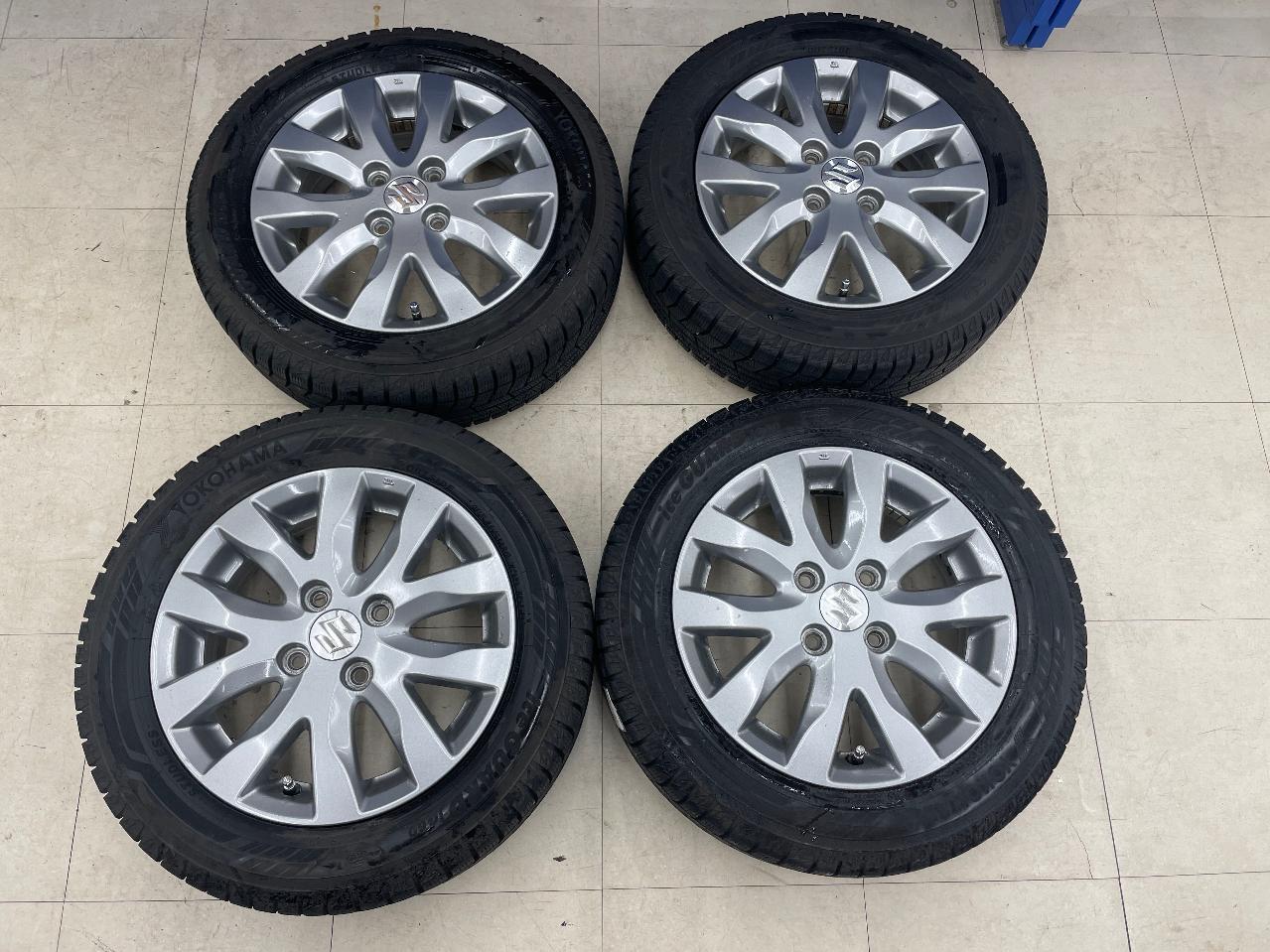 Uses the same size as the Hustler! Suzuki genuine Wagon R Stingray / MH23S + YOKOHAMA iceGUARD iG60