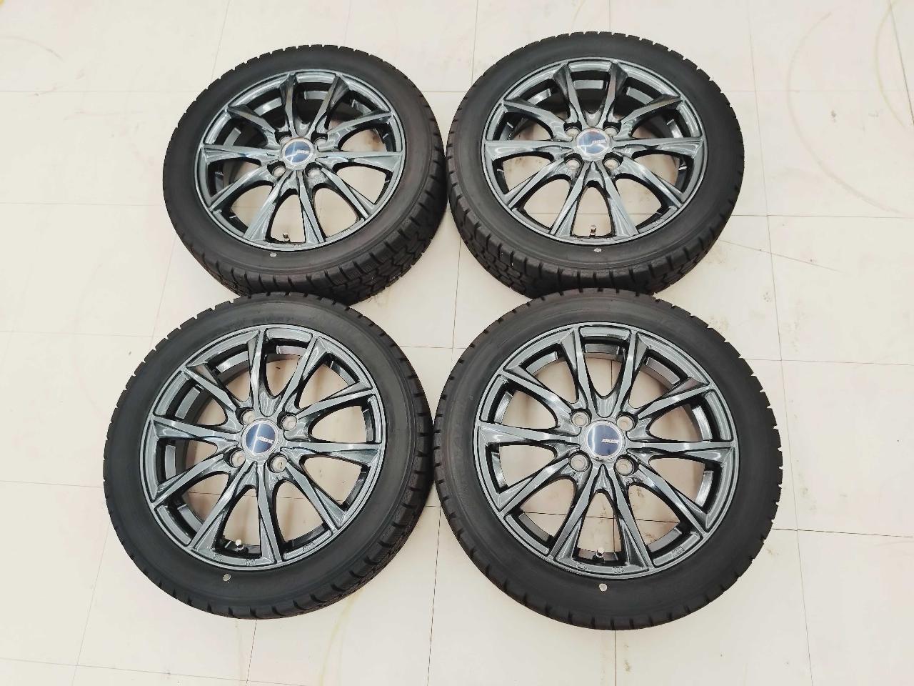 BADX DOS GAVIAL III + GOODYEAR iceNAVi 7