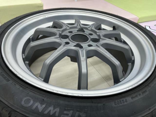 RAYS
GRAM
LIGHTS
57VINTAGE
+
BRIDGESTONE
NEWNO