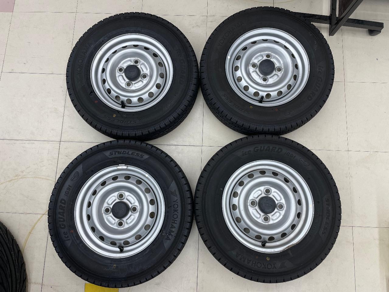 Daihatsu genuine Steel wheel + YOKOHAMA iceGUARD iG91