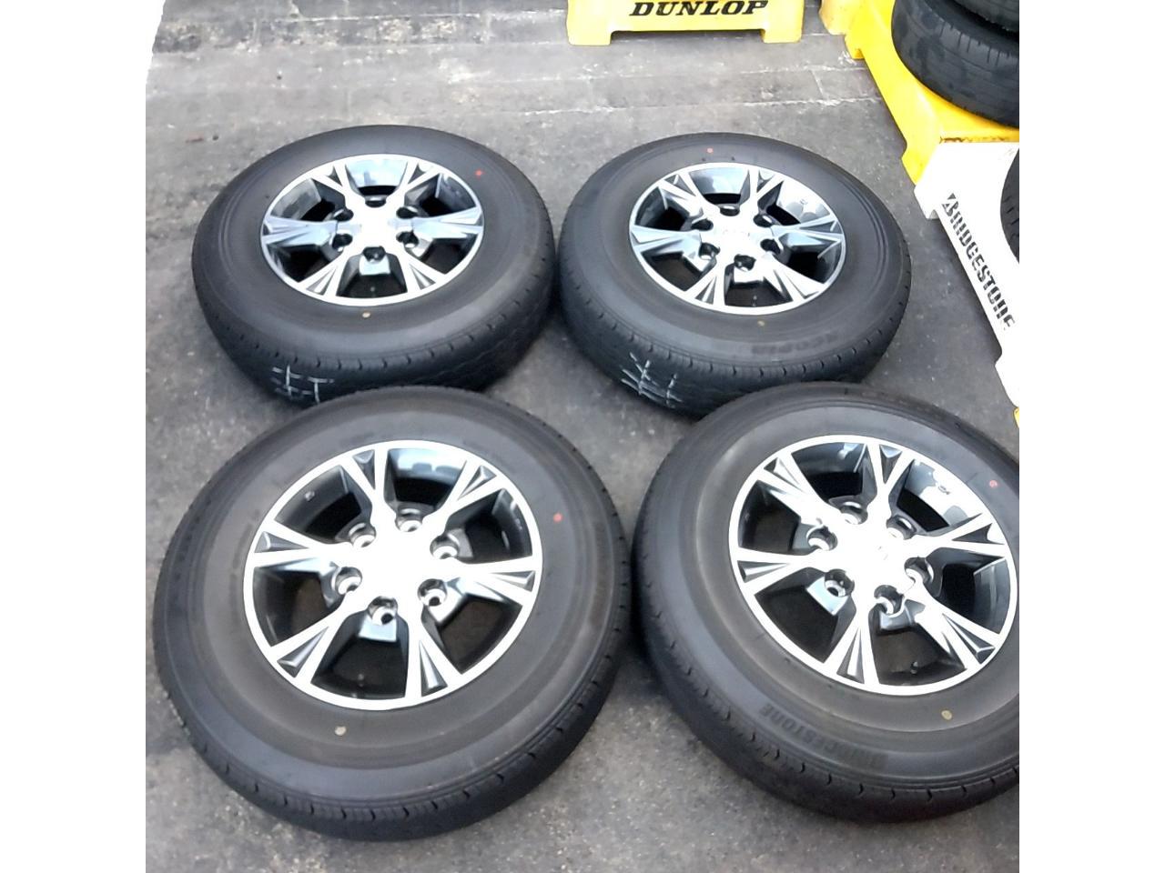 TOYOTA Hiace / 200 system Original aluminum wheel + BRIDGESTONE ECOPIA RD613