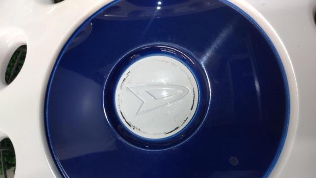 Custom painted / 14-inch DAIHATSU
Move canvas genuine
Wheel cap
Four