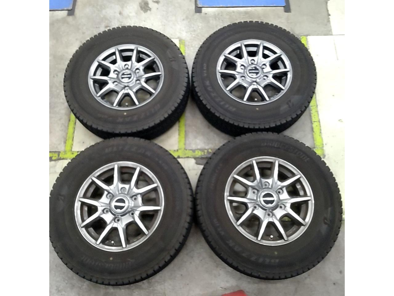 MARUKA SERVICE ROADMAX KG-25+BRIDGESTONE BLIZZAK VL10