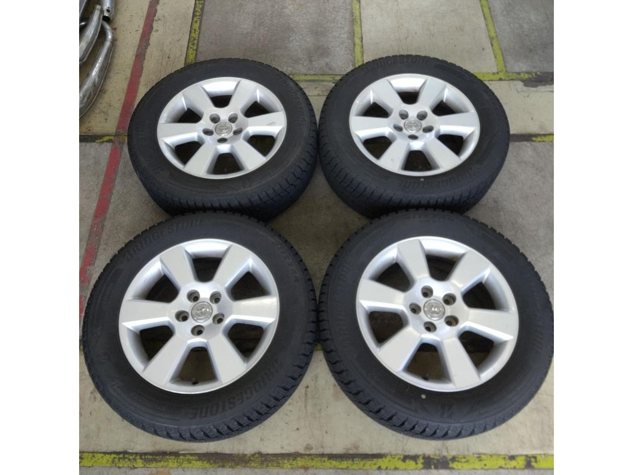 Toyota 30 series Harrier Genuine Wheel + BRIDGESTONE BLIZZAK DM-V3