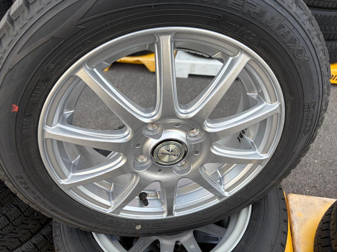 AIRNOVA 10-spoke wheel + DUNLOP WINTERMAXX WM02