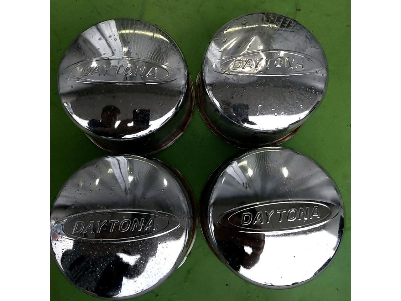 DAYTONA センターハブキャップ×4個
