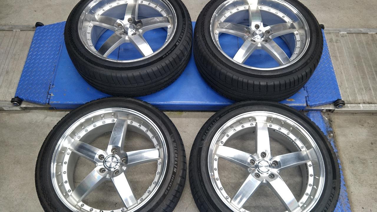 Affordable inch-up kit for RAV4/Harrier etc. BADX 632 LOXARNY GRASTAR FIVE + MICHELIN Pilot Sport Four SUV