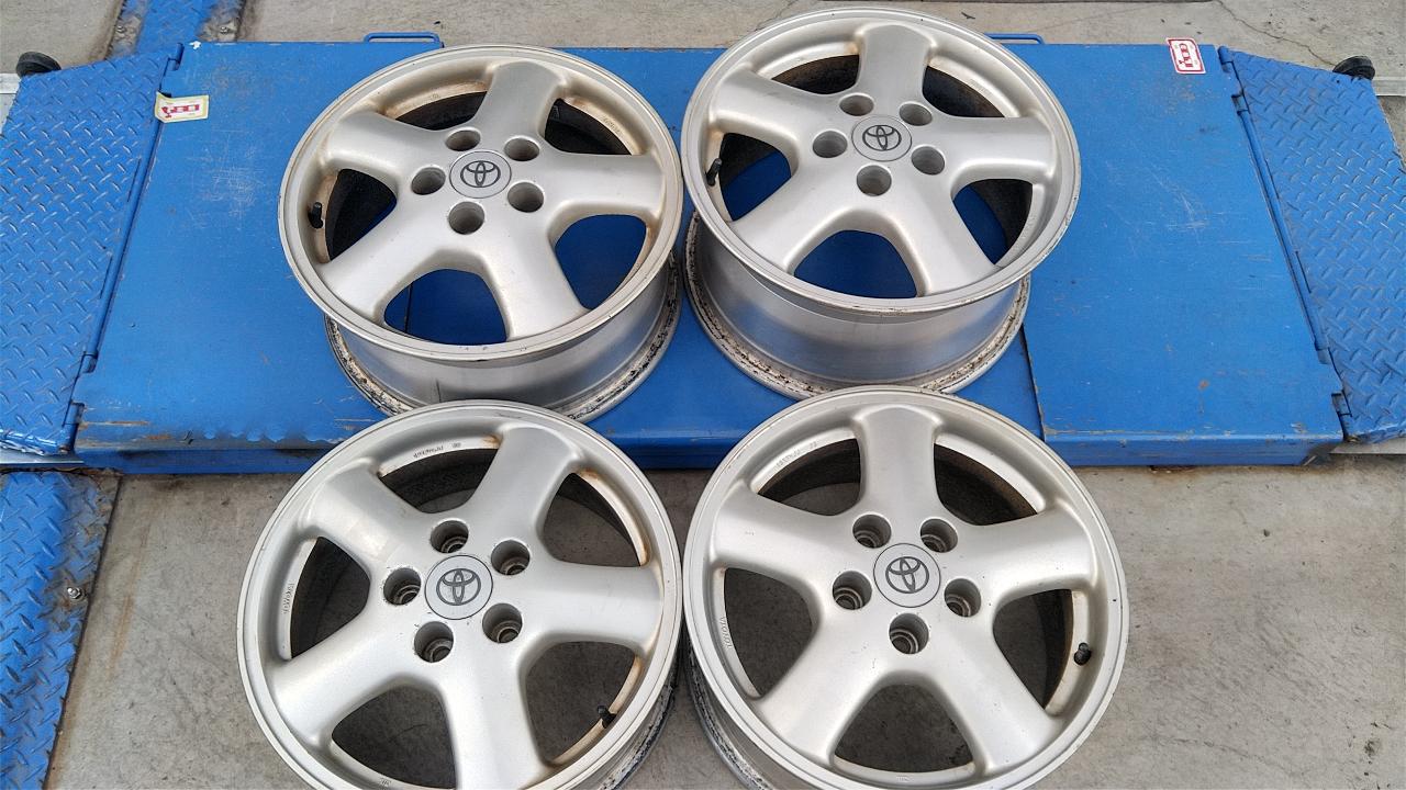 TOYOTA Chaser, Cresta Mark II Original wheel