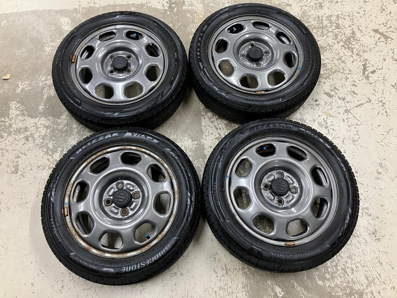 A must-see for anyone who just wants to get through the first season!! Wakeari SUZUKI Hustler / MR31S Genuine steel wheel + BRIDGESTONE BLIZZAK VRX3