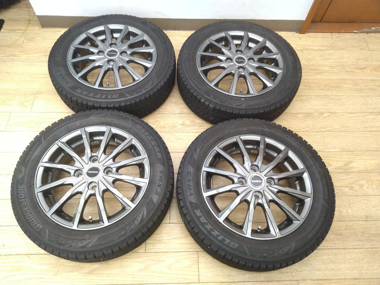 BRIDGESTONE BALMINUM AR12 + BRIDGESTONE BLIZZACK VRX3