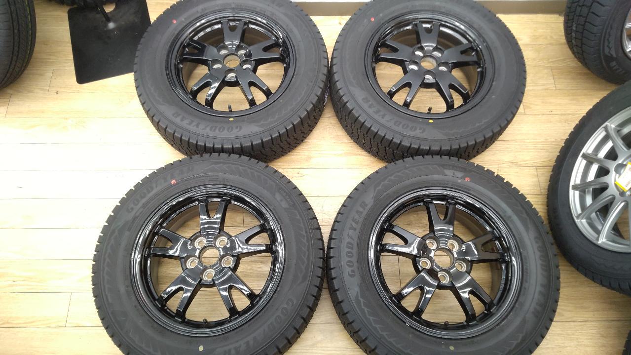 Toyota Prius / 30 series Genuine 15 inches wheel + GOODYEAR ICE NAVI Eight