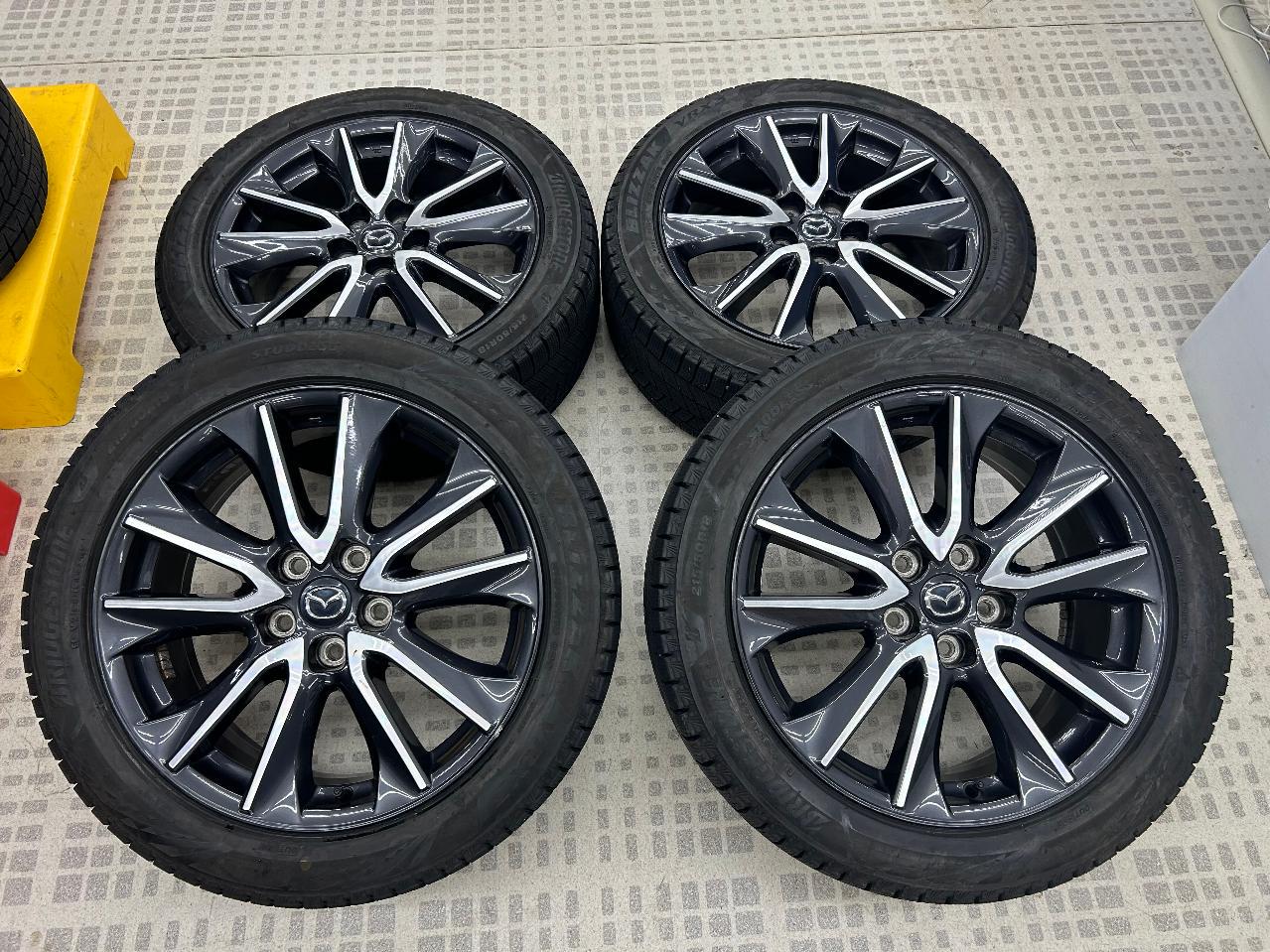 MAZDA CX-3 XD L package genuine wheel + BRIDGESTONE BLIZZAK VRX3