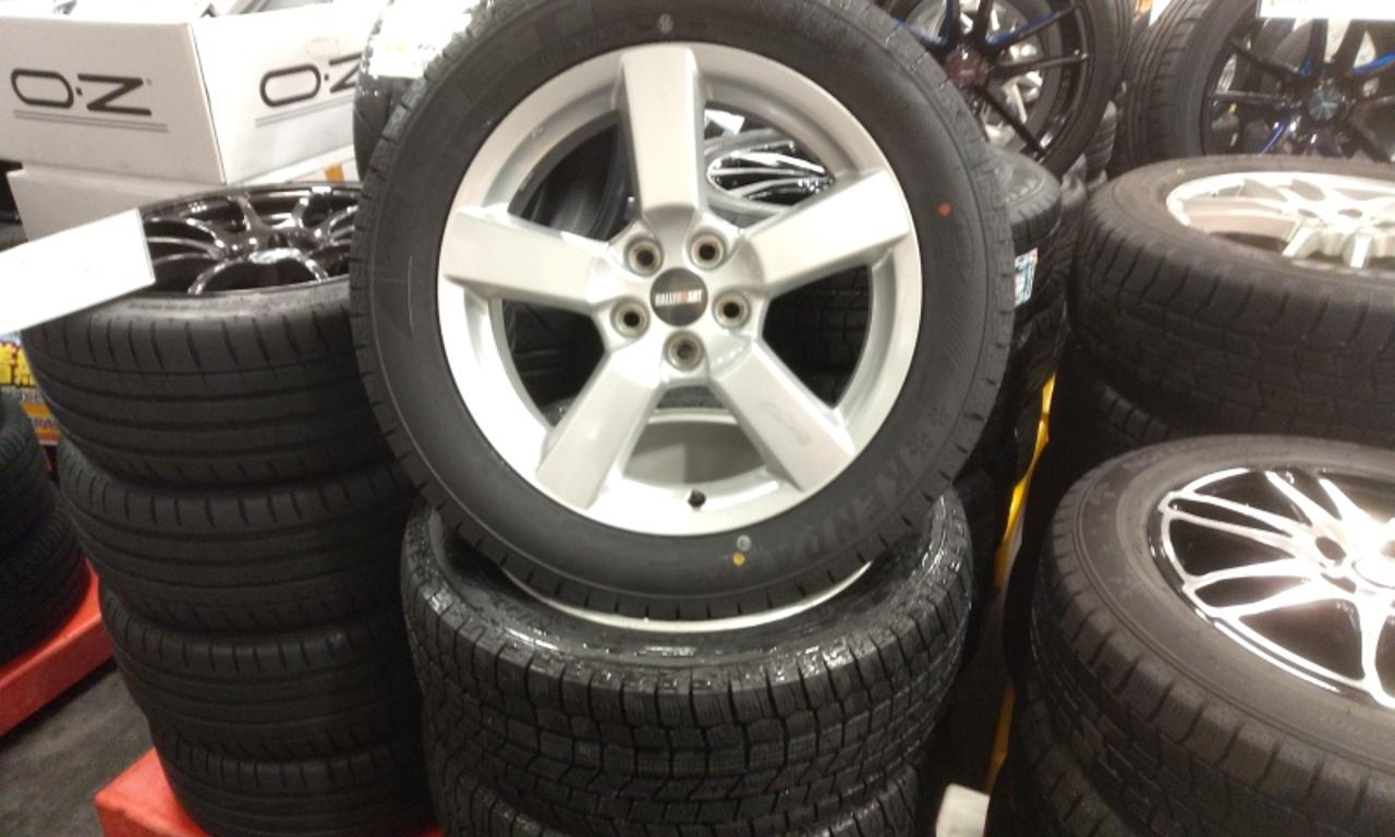 MITSUBISHI with new studless tires Original aluminum wheel Outlander + KENDA ICETECH NEO KR36