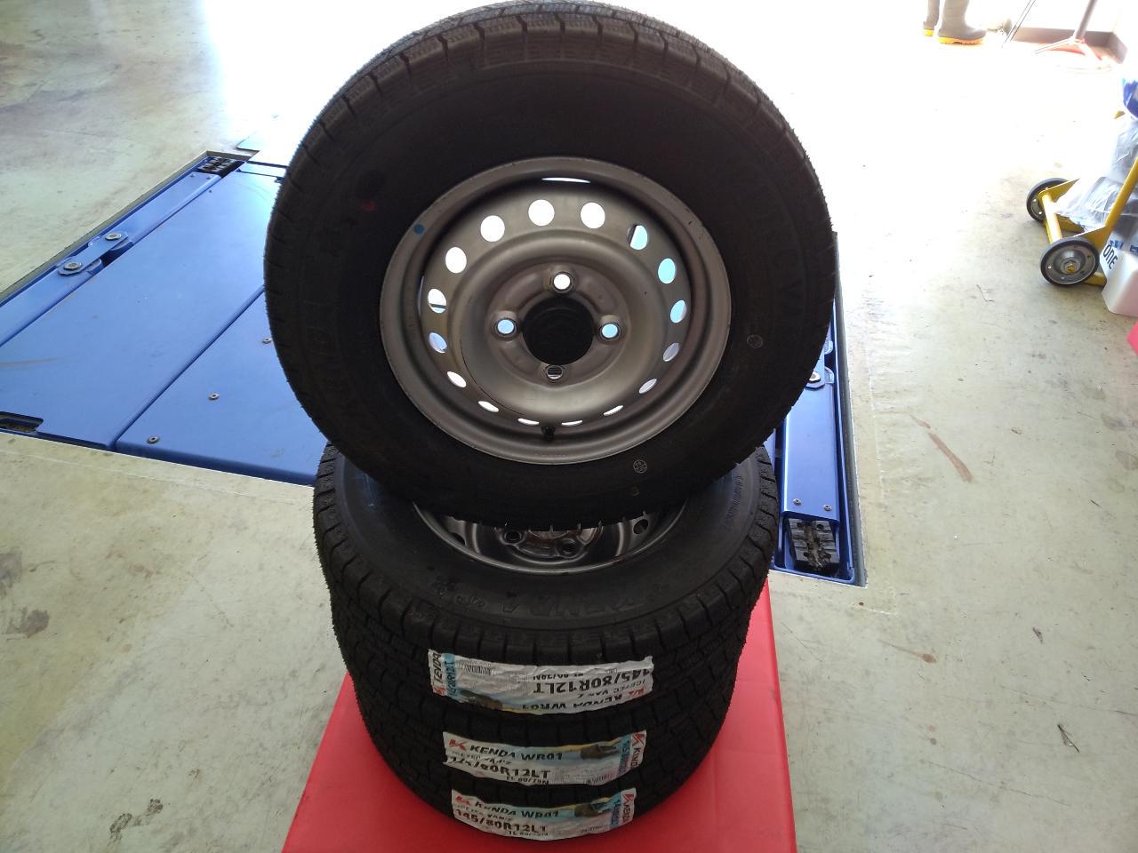 SUZUKI Carry Genuine steel wheel + KENDA ICETEC VAN'Z WR01