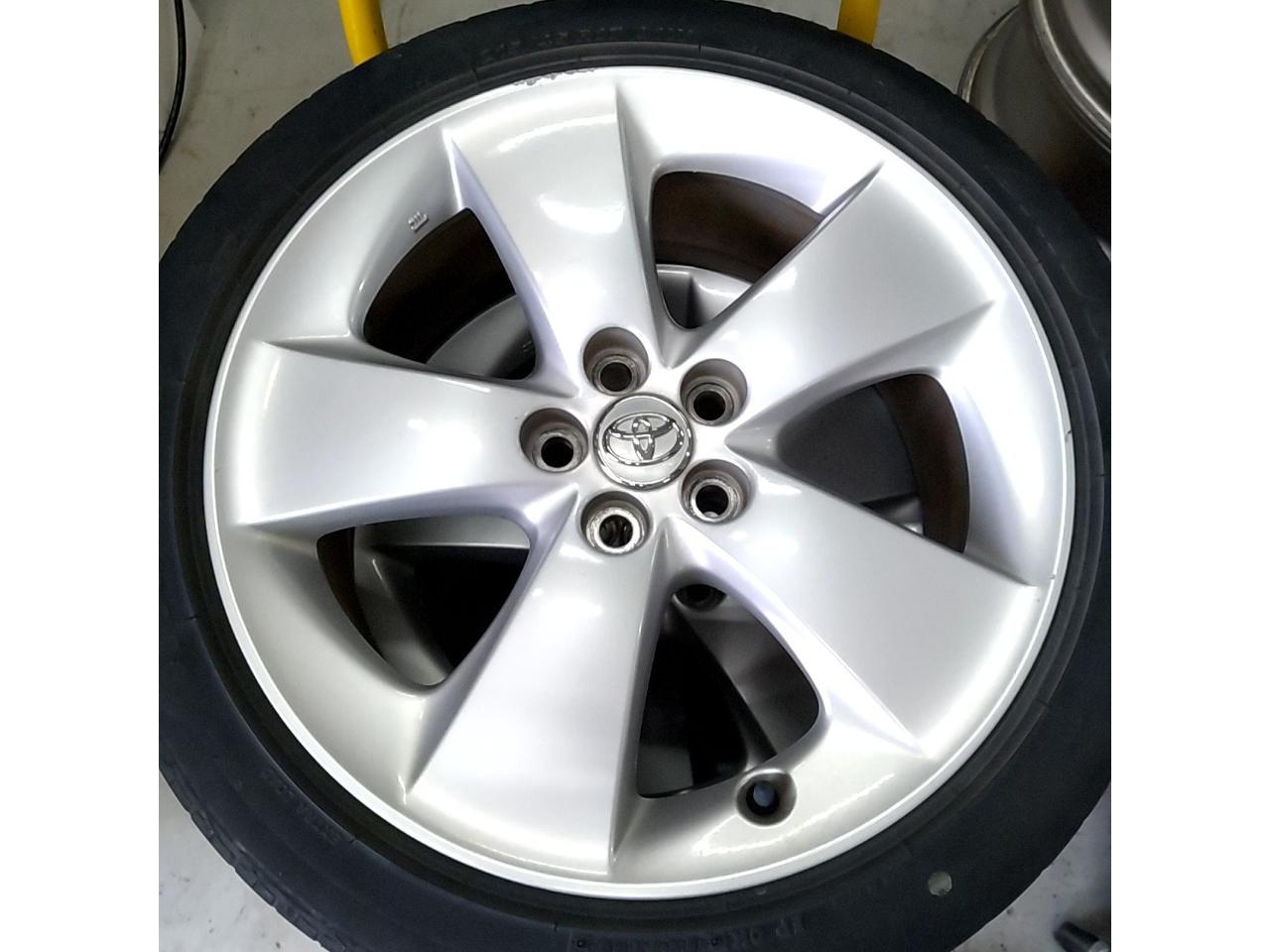 TOYOTA Prius ZVW30 S Touring original wheel
