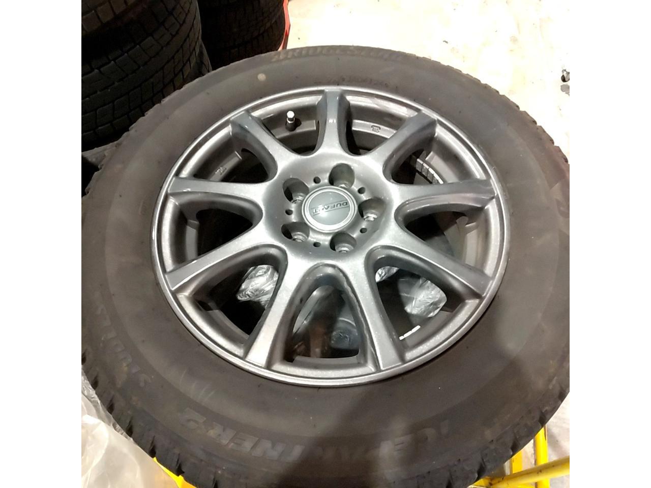 DUNLOP DUFACT DS9 + BRIDGESTONE ICE PARTNER 2