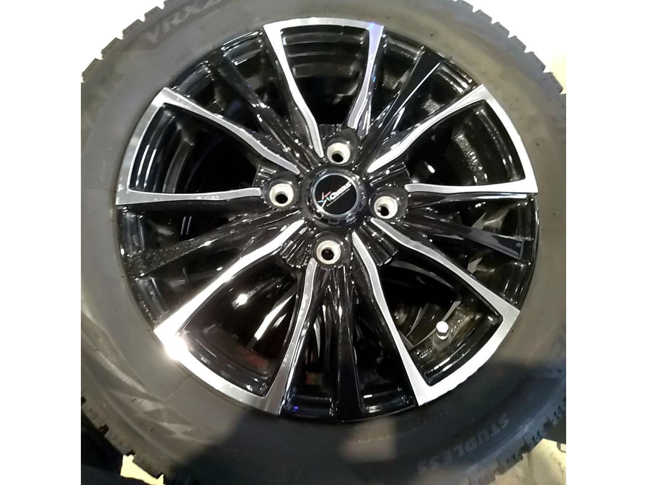 HOT STUFF Chronus CH-110+BRIDGESTONE BLIZZAK VRX2