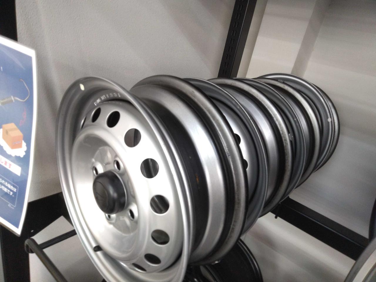 DAIHATSU genuine Steel wheel