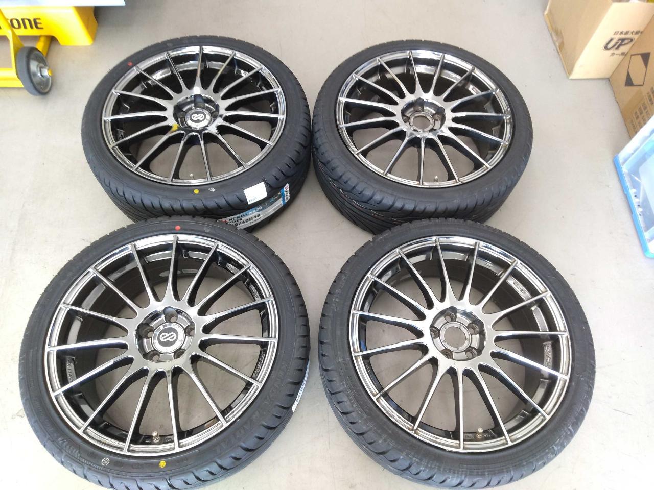ENKEI Racing RS05 + KENDA KAISER Comes with brand new KR20 tires!