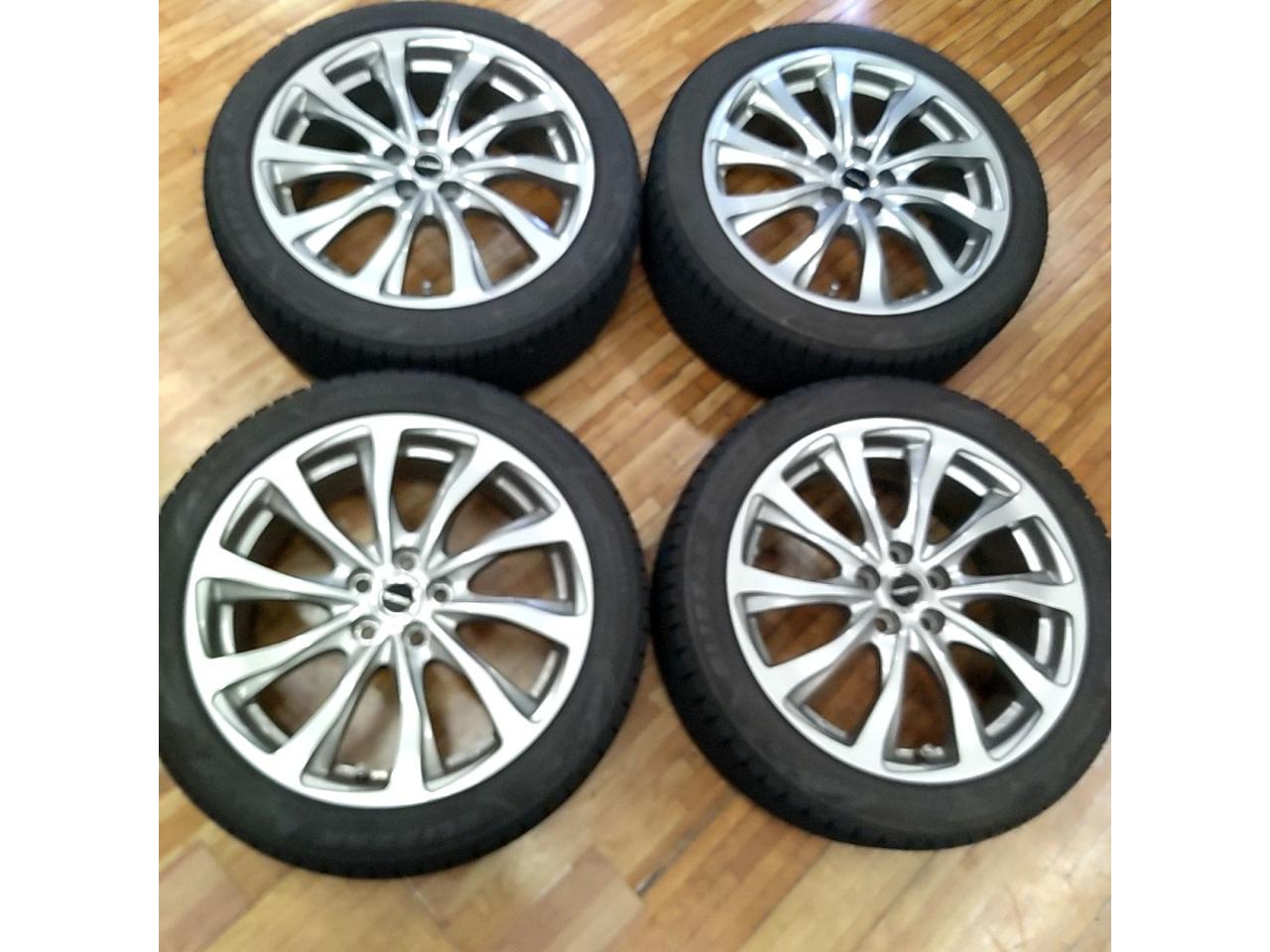 BRIDGESTONE BALMINUM TR10 + BRIDGESTONE BLIZZAK VRX3