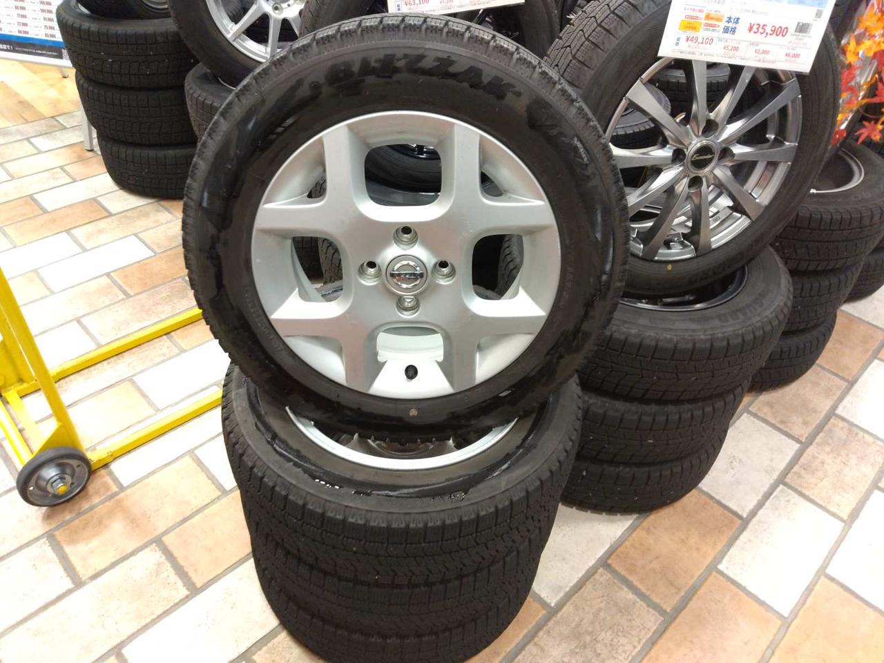 Nissan Cube Original aluminum wheel + BRIDGESTONE BLIZZAK VRX2