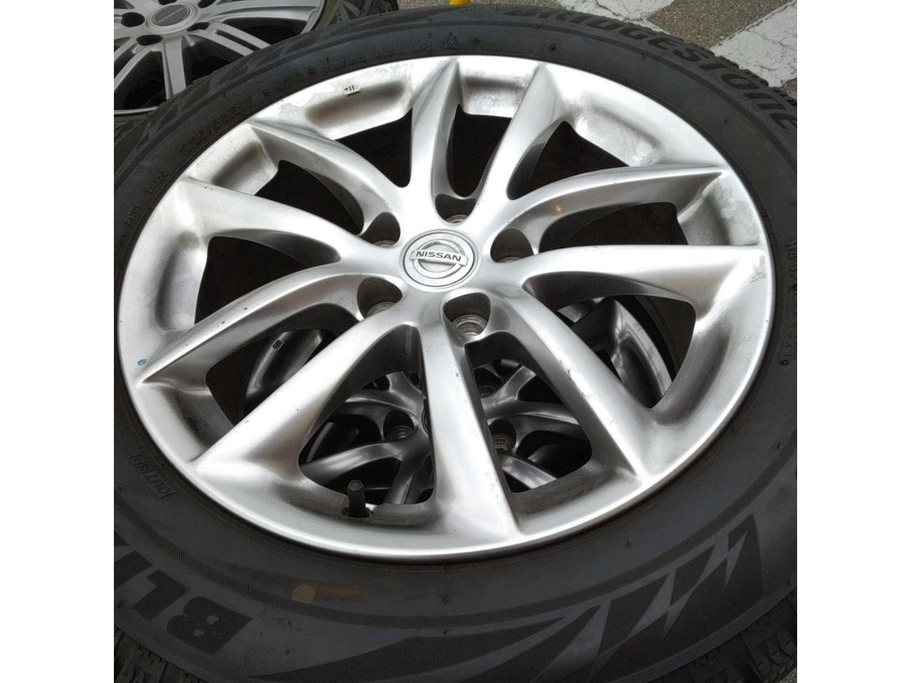 Nissan V36 Skyline Original aluminum wheel
