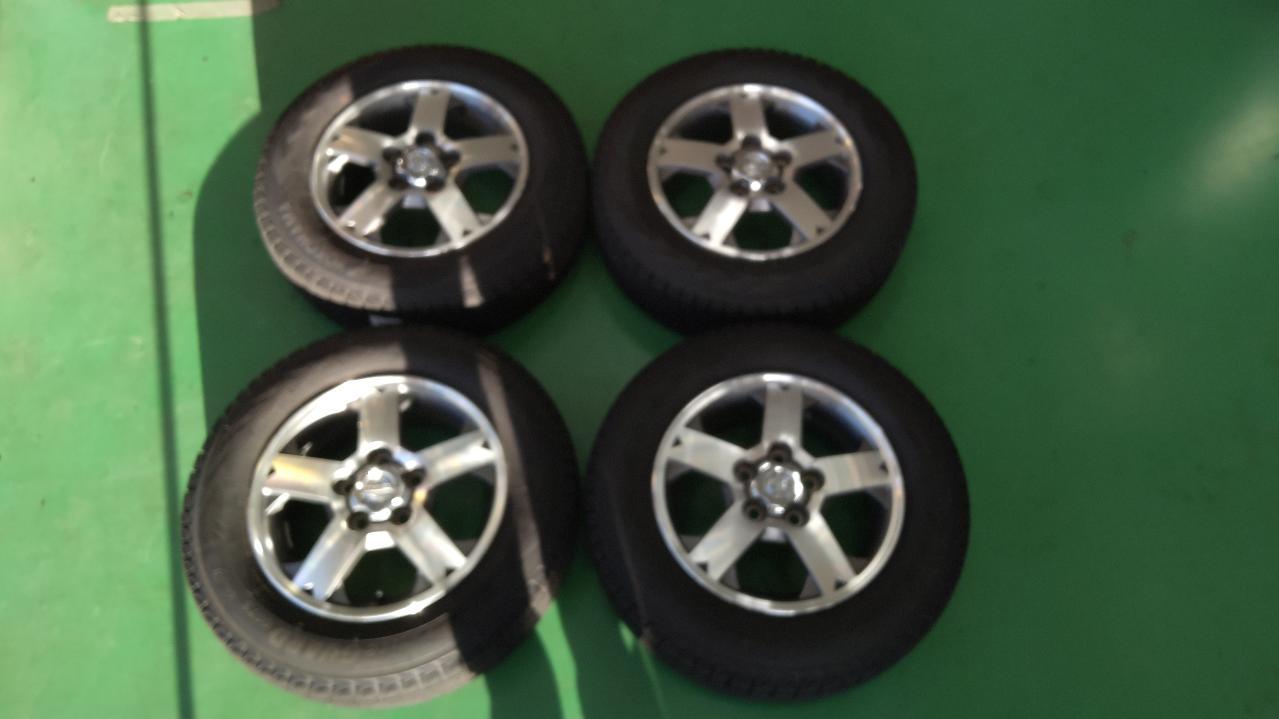 Nissan Kicks H59A Original wheel + YOKOHAMA iceGUARD G075