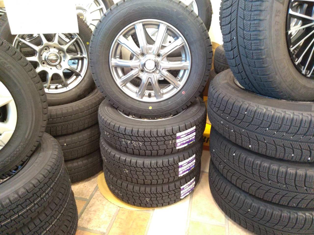 BIG WAY EXPLODE DM-10 + GOODYEAR ICE NAVI8 For light vans such as the Every Wagon and Atrai.