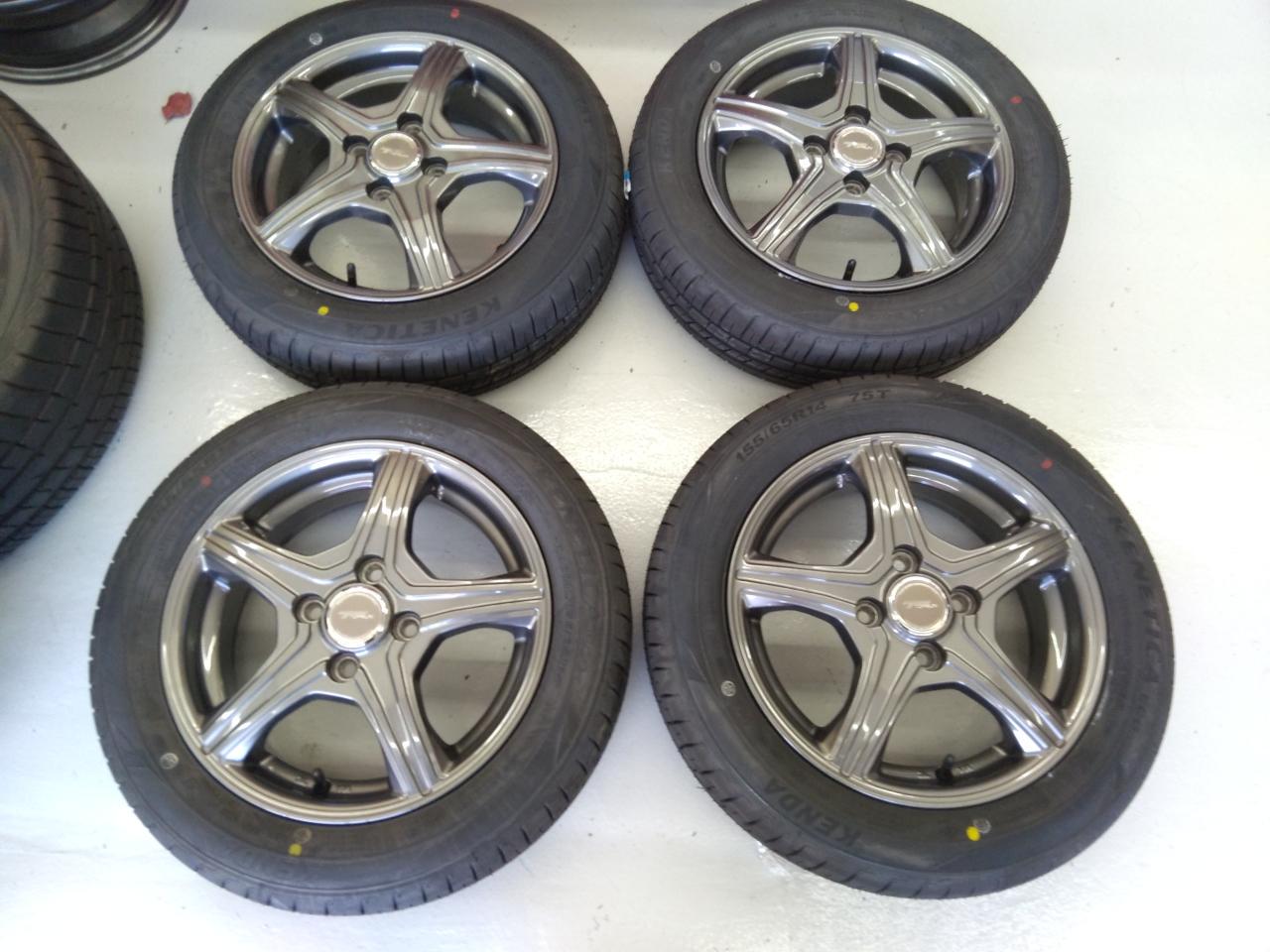 BRIDGESTONE TOPRUN VR5 + KENDA KR 203 155 / 65R14 75T