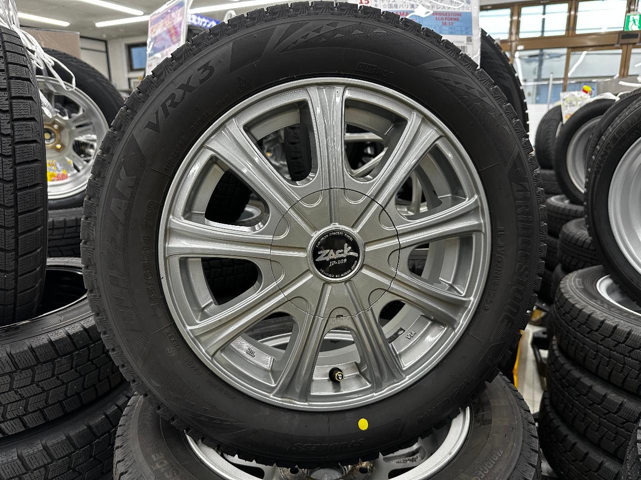 JAPAN SANYO ZACK JP-109 + BRIDGESTONE BLIZZAK VRX3