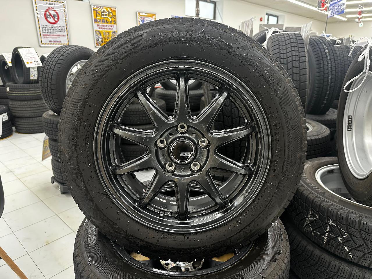 YellowHat SPORT FLICK + BRIDGESTONE BLIZZAK VRX3