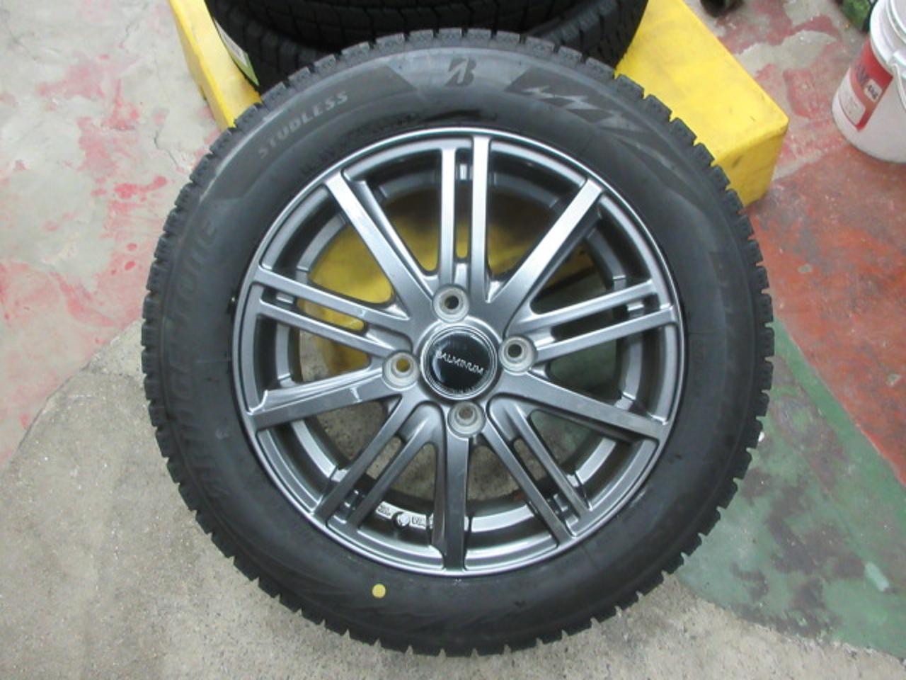 BRIDGESTONE BALMINUM BR10 + BRIDGESTONE BLIZZAK VRX2