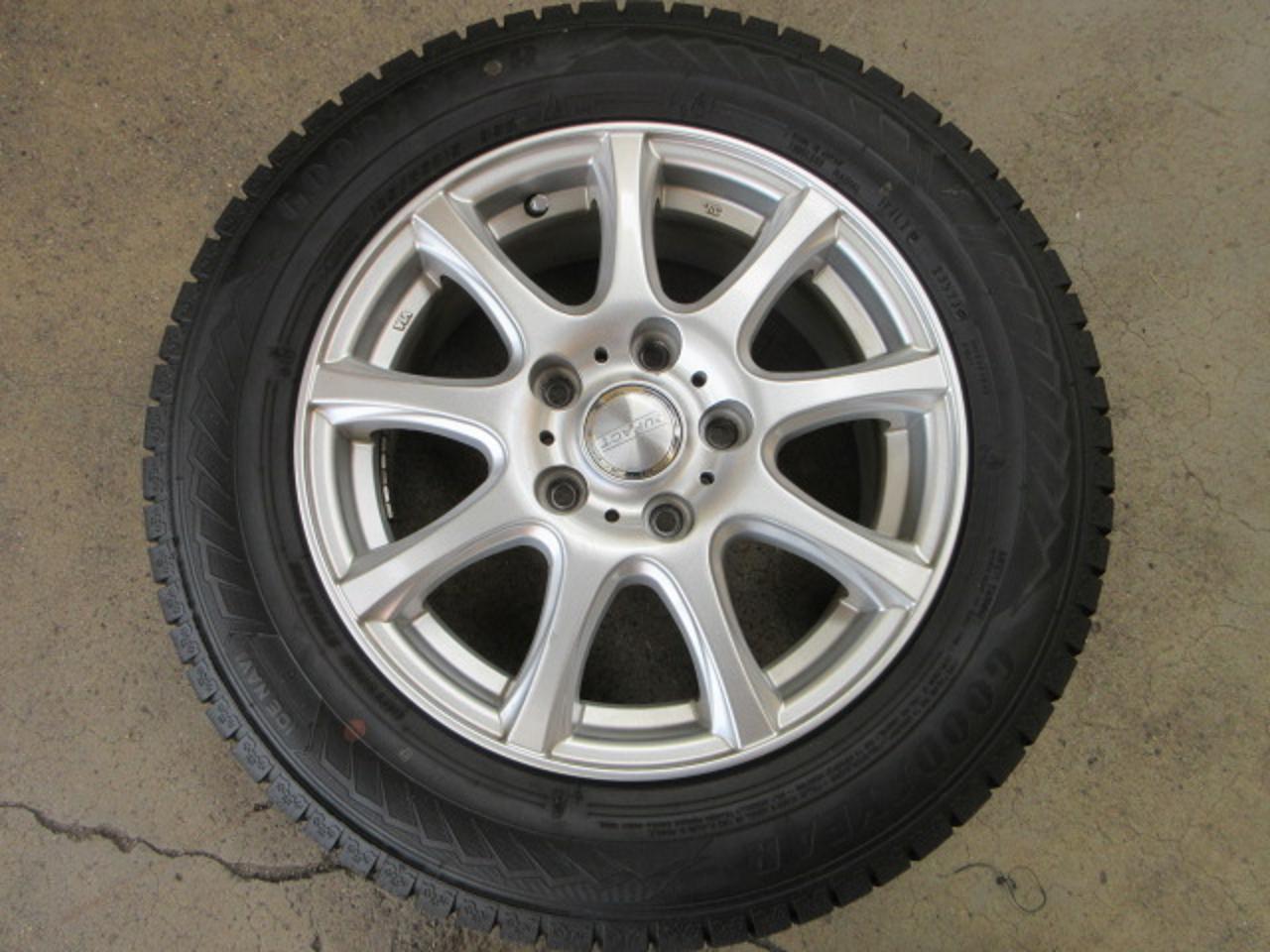 DUNLOP DUFACT DS9 + GOODYEAR ICENAVI8
