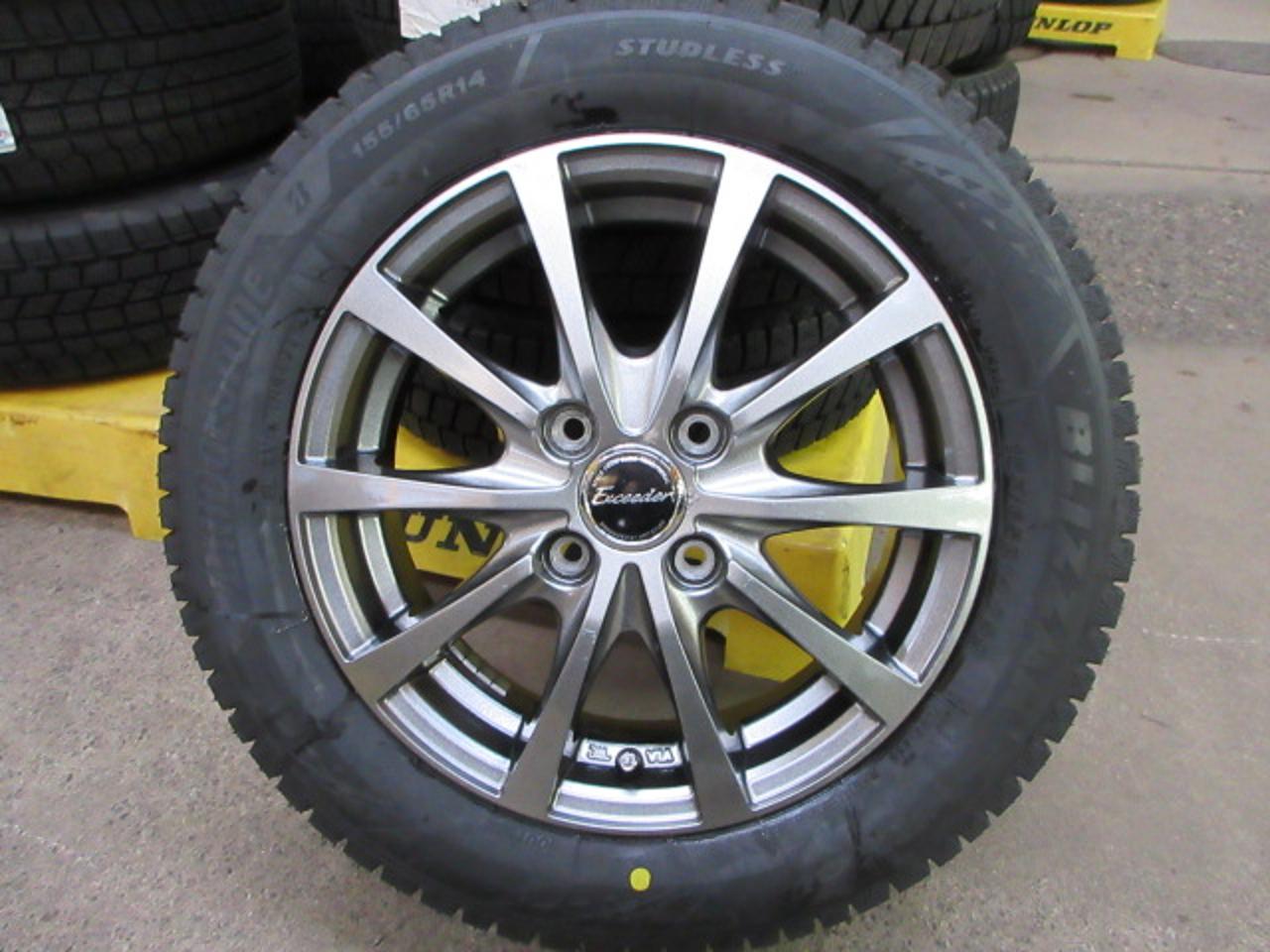HOT STUFF Exceeder E03 + BRIDGESTONE BLIZZAK VRX3
