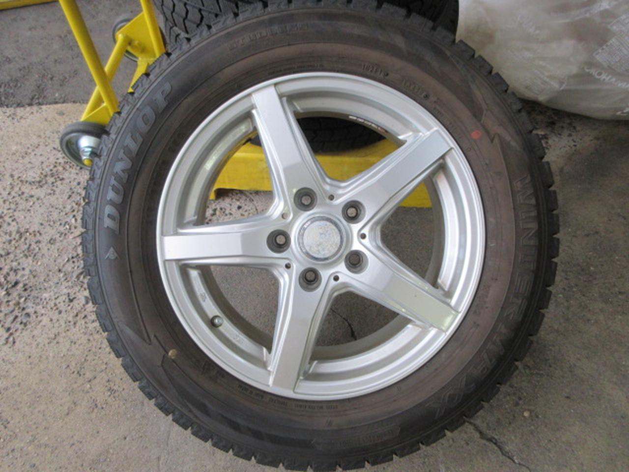 DUNLOP VIOLENTO JS + DUNLOP WINTERMAXX WM02