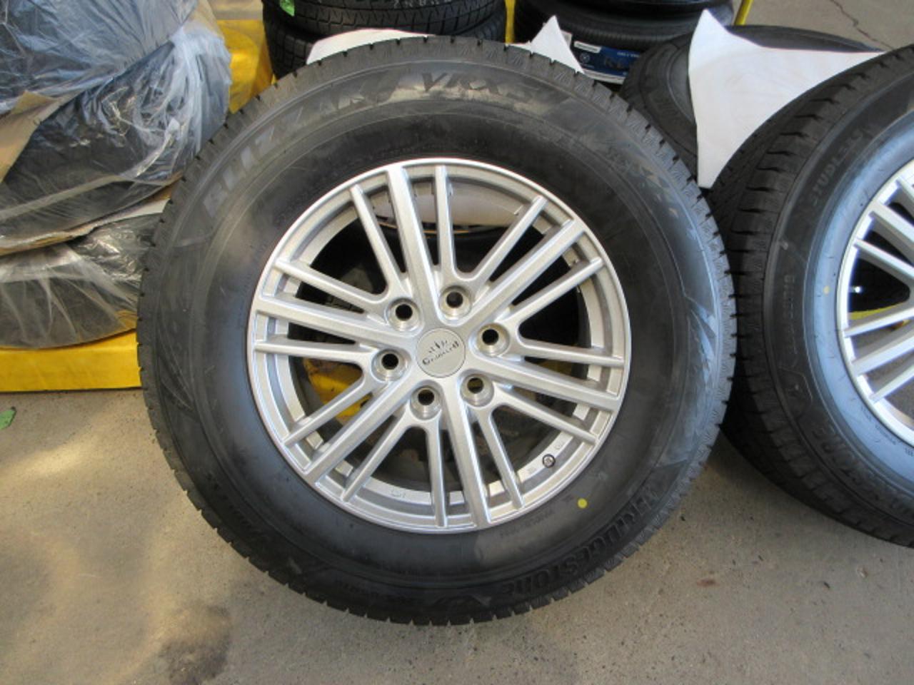 BRIDGESTONE Granverd HC-1 + BRIDGESTONE BLIZZAK VRX3
