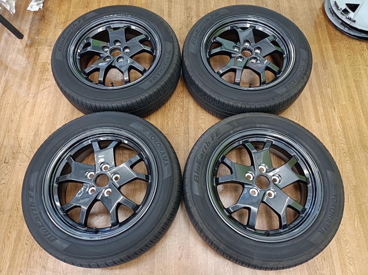 Toyota 60 Series Prius genuine alloy wheels + YOKOHAMA BluEarth-FE 90H
