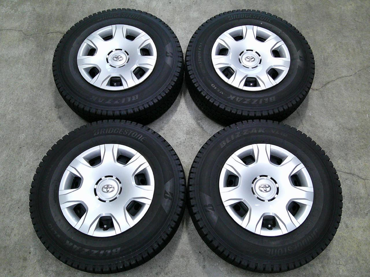 TOYOTA Hiace 200 genuine steel + BRIDGESTONE BLIZZAK VL10
