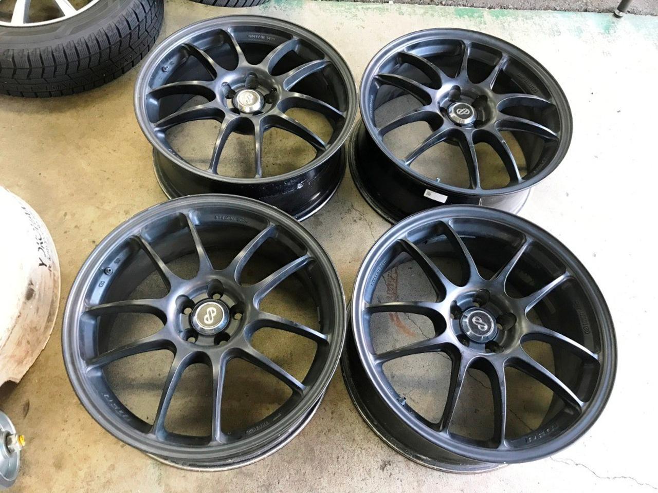 ENKEI PerformanceLine PF01