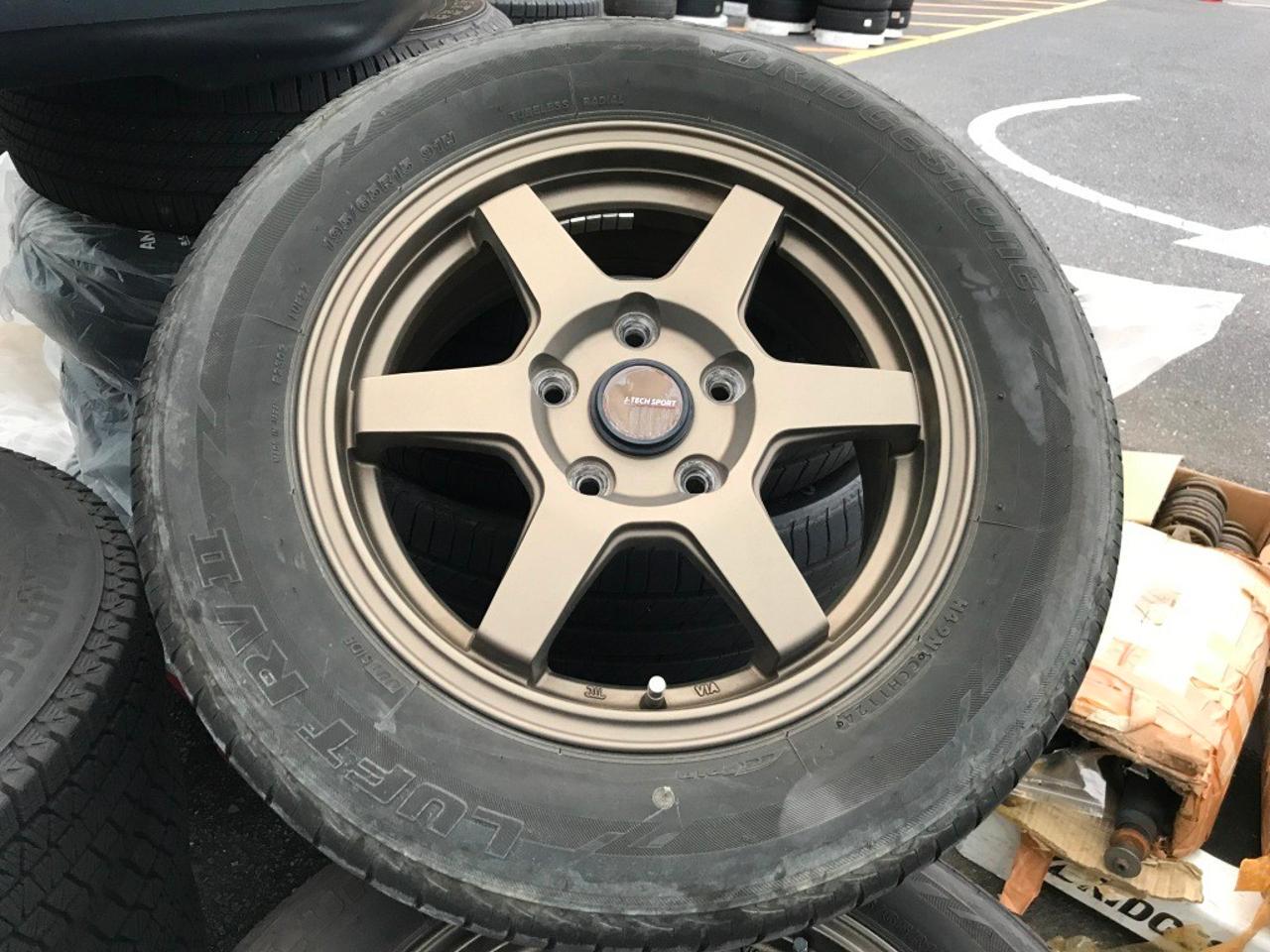 J-TECH SPORT 6 Hong spoke - BRIDGESTONE LUFT RV II 4/4