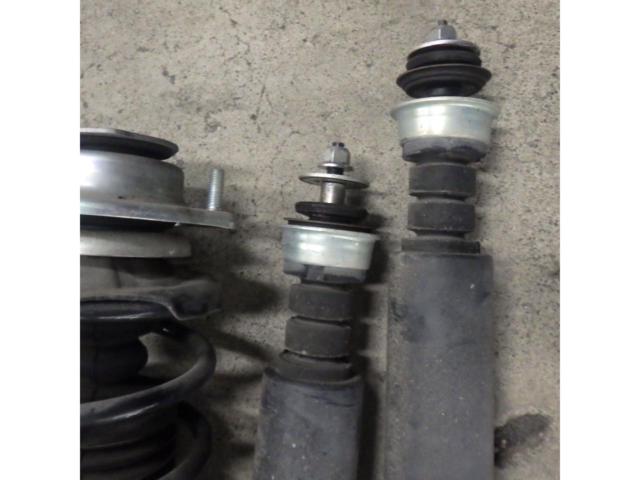 Genuine Daihatsu parts
Suspension kit
Mira / L275S