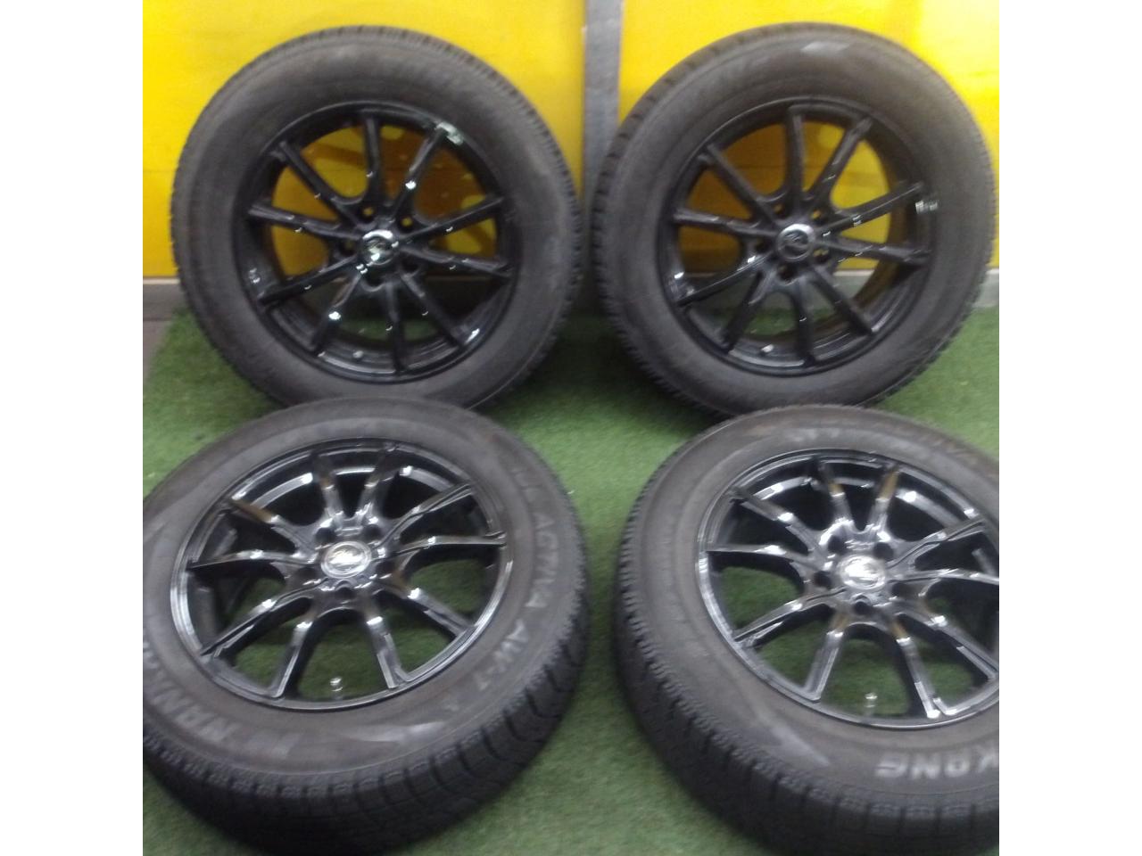 Verthandi Twin 5-spoke Gloss Black 7Jx17+38/114.3-5H+NANKANG AW-1225/60R17 Made in 2022