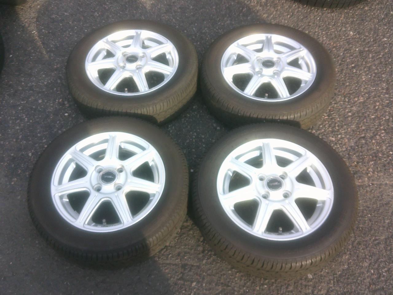 BRIDGESTONE TOPRUN + BRIDGESTONE SEIBERLING SL 101 165 / 65-14 Z10257