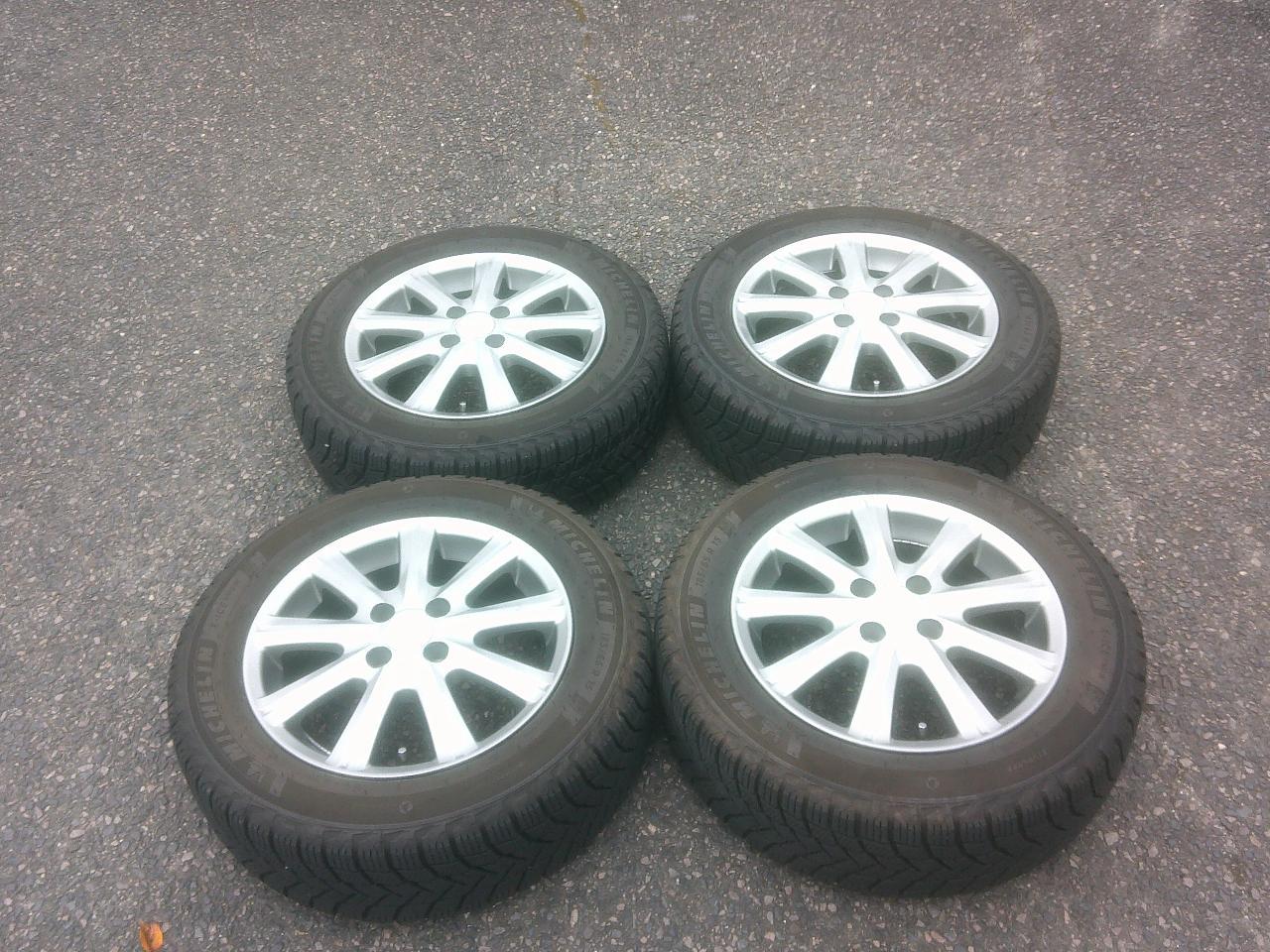 KOSEI STYTZ + MICHELIN X-ICE 185 / 65-15 Studless 4 pcs set Z10263